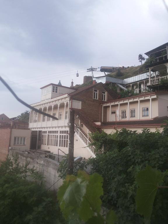 Guesthouse Zeinabi 트빌리시 외부 사진